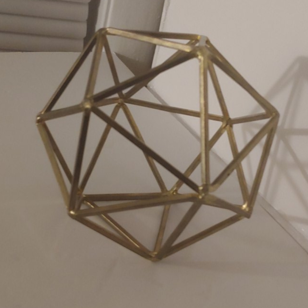 Decor - Picture 2 of 2